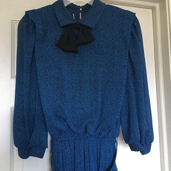 Size 7/8 vintage blue dress - Picture 3 of 7